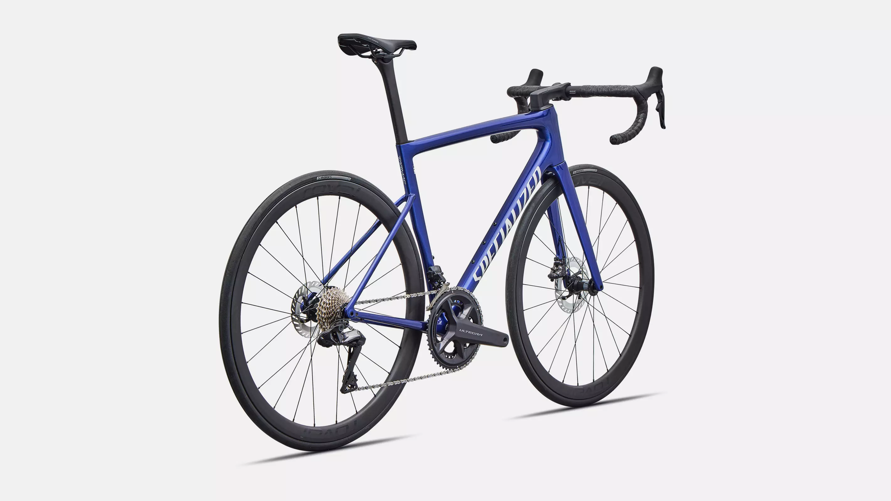 velo de la marque specialized de couleur majblumet/dlmmet
