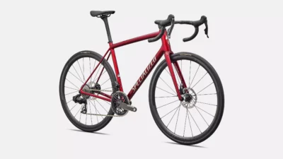 velo de la marque specialized de couleur red sky/chrome decal