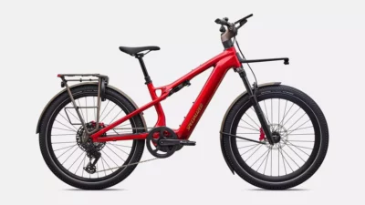 vae de la marque specialized de couleur rbymet/cmlnredgld/gldfl