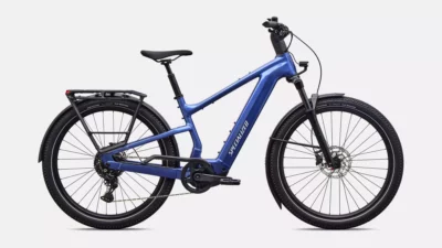 vae de la marque specialized de couleur pcfblumet/dunewht/brshcp