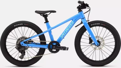velo de la marque specialized de couleur sky blue/oasis/desert rose